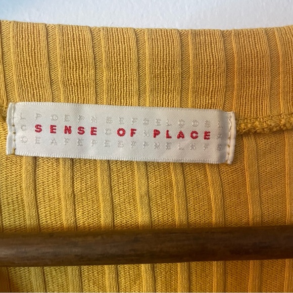 Sense of Place Yellow Ribbed Women's Top Medium - Picture 3 of 5